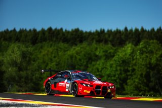 #992 - Paradine Competition - James KELLETT - Pedro EBRAHIM - Charles CLARK - Maxime OOSTEN - BMW M4 GT3 EVO | SRO / JEP