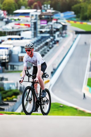 Drivers track walk | SRO / JEP