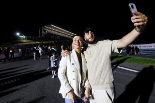 Fans night track walk | SRO/JEP