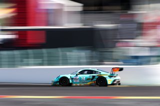 #992 - HubAuto Racing - Kevin Estre - Patrick Pilet - Laurens VANTHOOR - Porsche 911 GT3 R (992)  | SRO/JEP