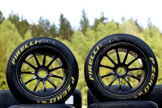 Pirelli Tyres | SRO / JEP