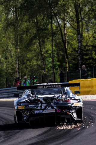 #90 - Madpanda Motorsport - Ezequiel PEREZ COMPANC - Karol BASZ - Patrick ASSENHEIMER - Mercedes-AMG GT3 EVO  | SRO/JEP