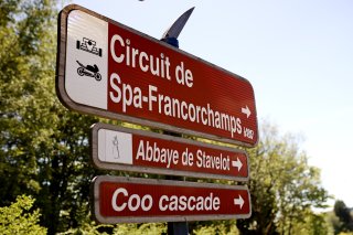 Crowdstrike 24 Hours of Spa - Prologue - circuit ambience | JEP