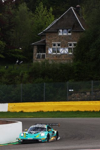 #992 - HubAuto Racing - Kevin Estre - Patrick Pilet - Laurens VANTHOOR - Porsche 911 GT3 R (992)
 | SRO/JEP