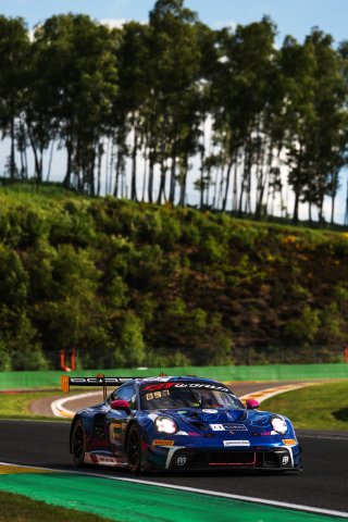 #97 - Rutronik Racing - Antares AU - Loek HARTOG - Morris SCHURING - Martin RUMP - Porsche 911 GT3 R (992) | SRO / JEP