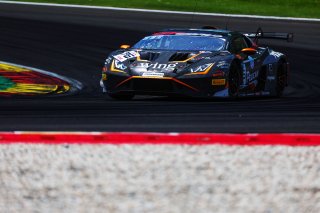 #76 - Barwell Motorsport - Christian BOGLE - Bijoy GARG - Adam ALI - Wyatt BRICHACEK - Lamborghini Huracan GT3 EVO2 | SRO Motorsports Group