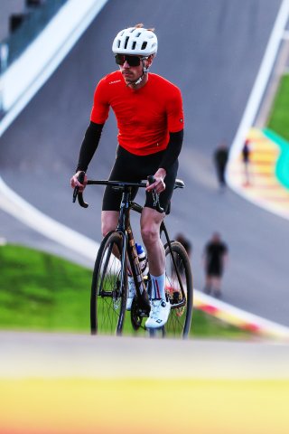 Drivers track walk | SRO / JEP