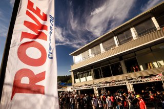 Pitwalk | SRO/JEP