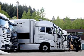 Teams arrive and setup at Circuit Spa-Francorchamps | JEP