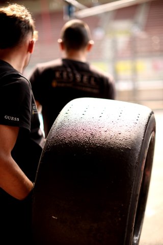 Pirelli Tyres | SRO / JEP