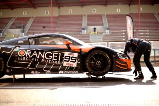 #99 - Tresor Attempto Racing - Alex AKA - Ezequiel PEREZ COMPANC - Alberto DI FOLCO - Audi R8 LMS GT3 EVO II | SRO / JEP